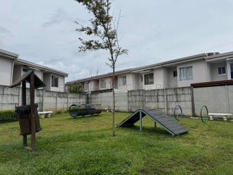 Se vende casa en San Pablo Heredia 26-1655