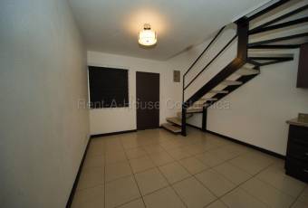 Se vende casa en San Pablo Heredia 26-1655