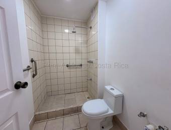 Venta apartamento en planta baja con terraza y seguridad #26-1852 GS