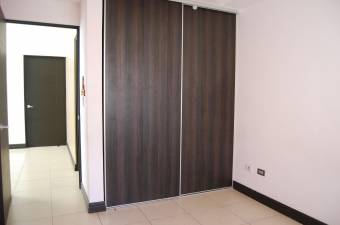 Se vende casa en Santa Ana San José 24-1647