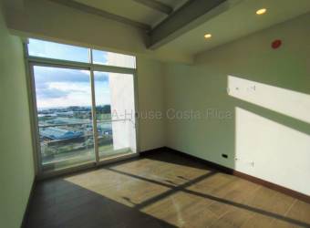 Venta de Penthouse en Ulloa-Heredia. RAH 26-1807 Venta de Penthouse en Ulloa-Heredia. RAH 26-1807