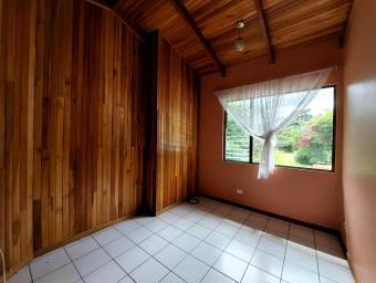 Se vende casa en San Rafael Heredia 25-1806