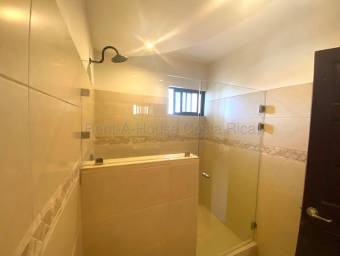 OPORTUNIDAD BELLA CASA EN ALQUILER  EN SANTA ANA  MP 26-1963