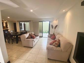 OPORTUNIDAD BELLA CASA EN ALQUILER  EN SANTA ANA  MP 26-1963