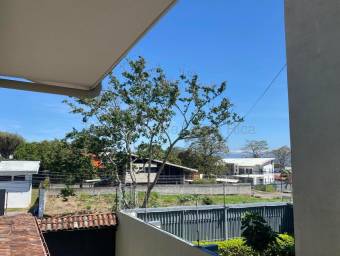 OPORTUNIDAD BELLA CASA EN ALQUILER  EN SANTA ANA  MP 26-1963