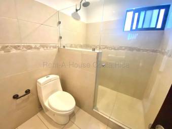 OPORTUNIDAD BELLA CASA EN ALQUILER  EN SANTA ANA  MP 26-1963