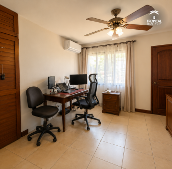 Casa Remodelada de Una Planta en Venta en Piedades de Santa Ana con Amplio Terreno y Privacidad