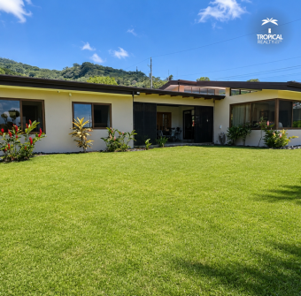 Casa Remodelada de Una Planta en Venta en Piedades de Santa Ana con Amplio Terreno y Privacidad