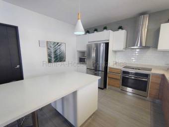 Casa contemporánea en venta en exclusivo condominio en Alajuela #26-1576 GS