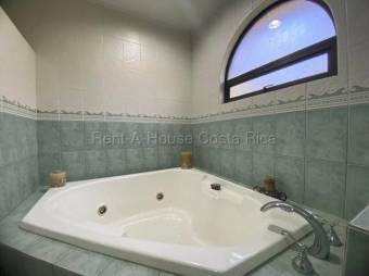 Venta de Casa en San Rafael-Ángeles, Heredia. RAH 26-1942
