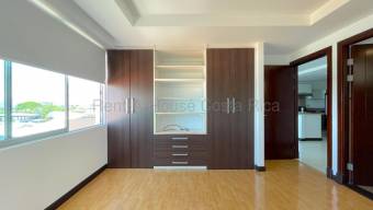 Se alquila apartamento en Escazú San José 26-1986