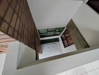 Se vende apartamento en Hospital San José 25-727