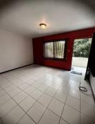 Se vende apartamento en Hospital San José 25-727