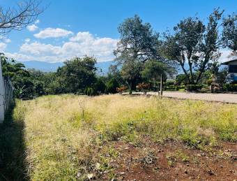 Se vende lote en San Rafael Heredia 25-944