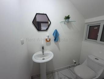 Se vende casa en Ulloa Heredia 26-1989