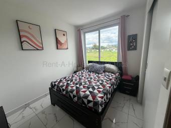 Se vende casa en Ulloa Heredia 26-1989