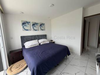 Se vende casa en Ulloa Heredia 26-1989