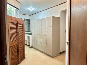 Alquiler de Casa Comercial en Granadilla de Curridabat. RAH 26-1119