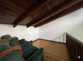 VENTA DE CASA DE 5 HABITACIONES, BARRIO JESÚS, ATENAS, ALAJUELA