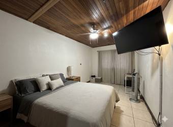 VENTA DE CASA DE 5 HABITACIONES, BARRIO JESÚS, ATENAS, ALAJUELA