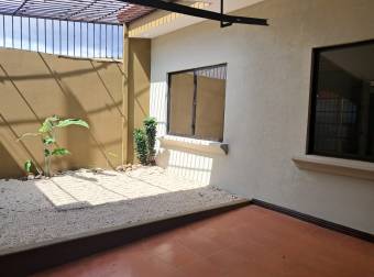 Venta de Casa en Tres Ríos-Residencial Estancia Antigua.