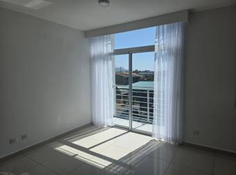 Alquiler de Excelente Apartamento Semi Amueblado en BAMBÚ ECO-URBANO San Sebastián, San José.