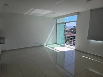 Alquiler de Excelente Apartamento Semi Amueblado en BAMBÚ ECO-URBANO San Sebastián, San José.