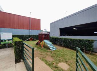 Venta de Apartamento en Bambú Eco plaza, San José. RAH 26-2006
