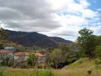Venta de Lote en Santa Ana, San José. RAH 26-966