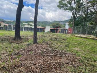 Venta de Lote Plano en Santa Ana. RAH 26-1688 USO DE SUELO AGRÍCOLA