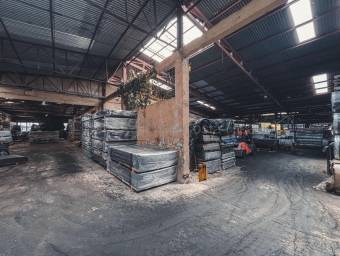 Alquiler de Bodega Industrial en Curridabat. 
