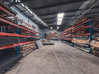 Alquiler de Bodega en Desamparados-San Antonio.