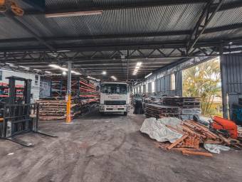 Alquiler de Bodega en Desamparados-San Antonio.