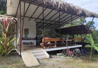 Tu Propia villa Familiar en Cahuita en el caribe de Costa Rica. 5 CasasSalón de Eventos Tu Propia villa Familiar en Cahuita en el caribe de Costa Rica. 5 CasasSalón de Eventos