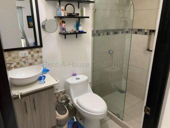 Venta de Casa Amueblada en Agua Caliente-Cartago.