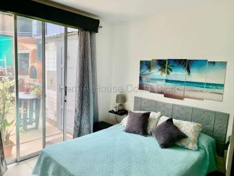 Venta de Casa Amueblada en Agua Caliente-Cartago.