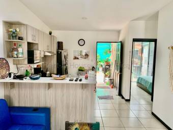 Venta de Casa Amueblada en Agua Caliente-Cartago.