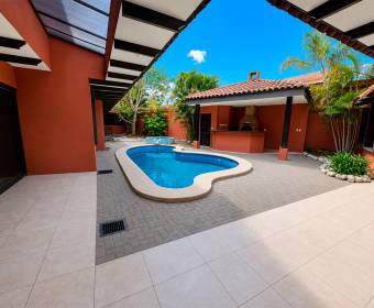 Casa a la venta en Bosques de Doña Rosa La Asunción de Belén, Heredia