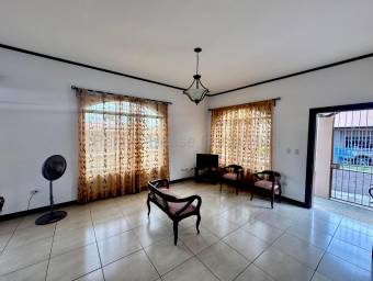 Propiedad en venta con dos casas independientes en Villa Palmar Alajuela #26-1800 GS