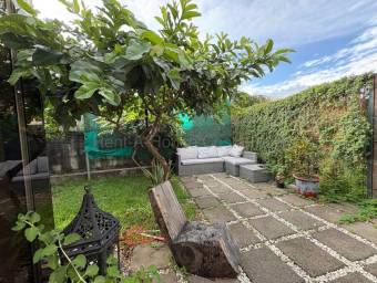 Casa en Venta en Rio Oro, Santa Ana