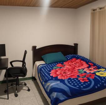 Casa En Venta Con Lote De 512M2 En San Isidro De Heredia