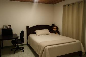 Casa En Venta Con Lote De 512M2 En San Isidro De Heredia