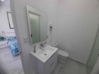 Venta de Casa Amueblada en Escazú. RAH 26-175