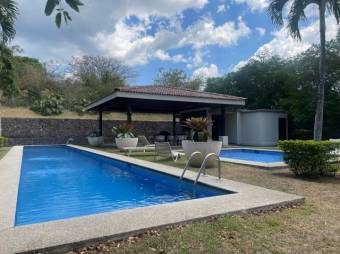 Venta de Apartamento en Brasil de Santa Ana. RAH 26-1196 