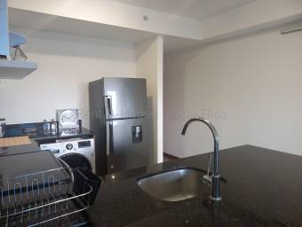 Se alquila apartamento en Montes de Oca San José 26-2019