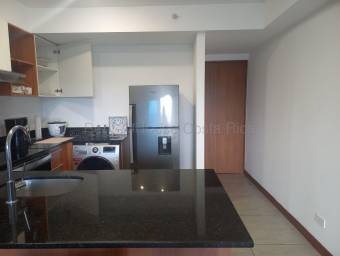 Se alquila apartamento en Montes de Oca San José 26-2019