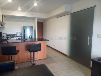 Se alquila apartamento en Montes de Oca San José 26-2019