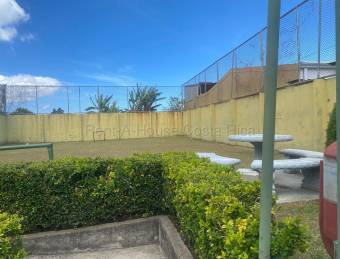 Se alquila casa en Ulloa Heredia 26-1833