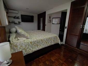 Se alquila casa en Ulloa Heredia 26-1833