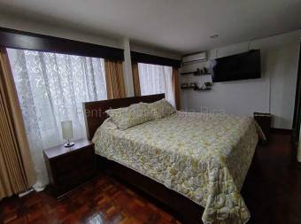 Se alquila casa en Ulloa Heredia 26-1833
